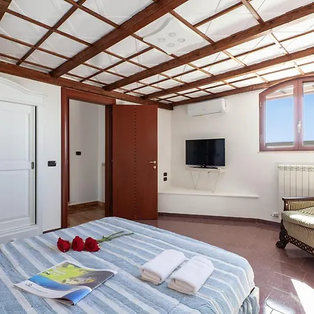 Villa Tenuta With Garden And Pool - Happy *